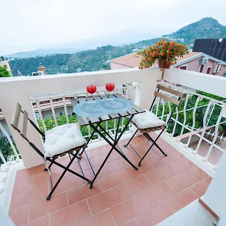 Clara Apartmán Taormina